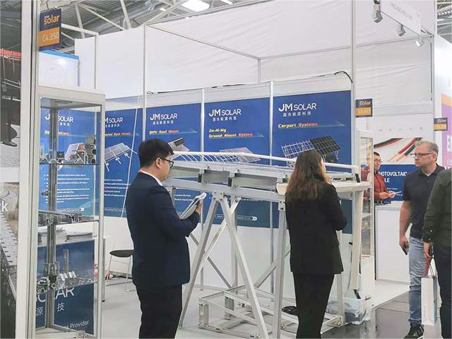 2023 Intersolar Europe في ألمانيا ، Jinmega على خشبة المسرح